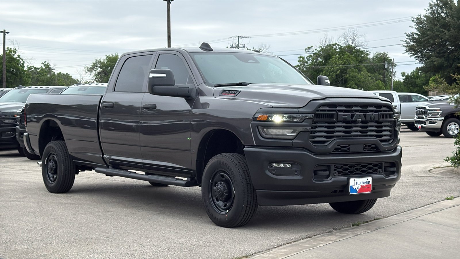 New 2026 Granite Crystal Metallic Clear-Coat Exterior Paint RAM Tradesman image 3
