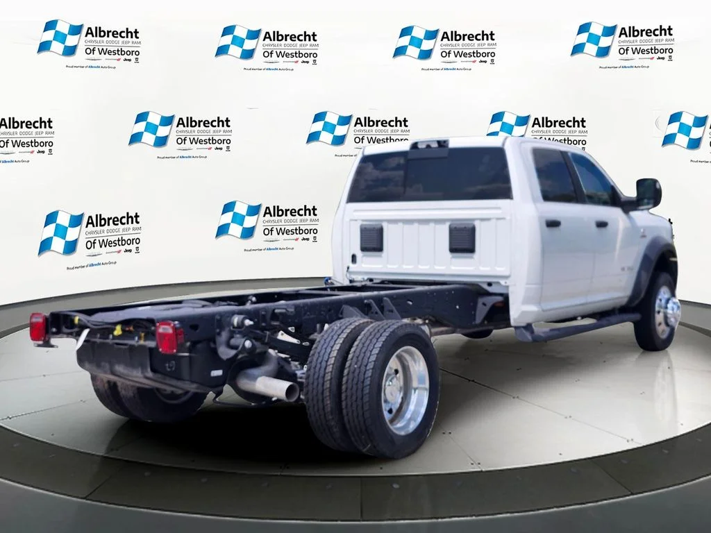 New 2026 Bright White Clearcoat RAM Tradesman image 5