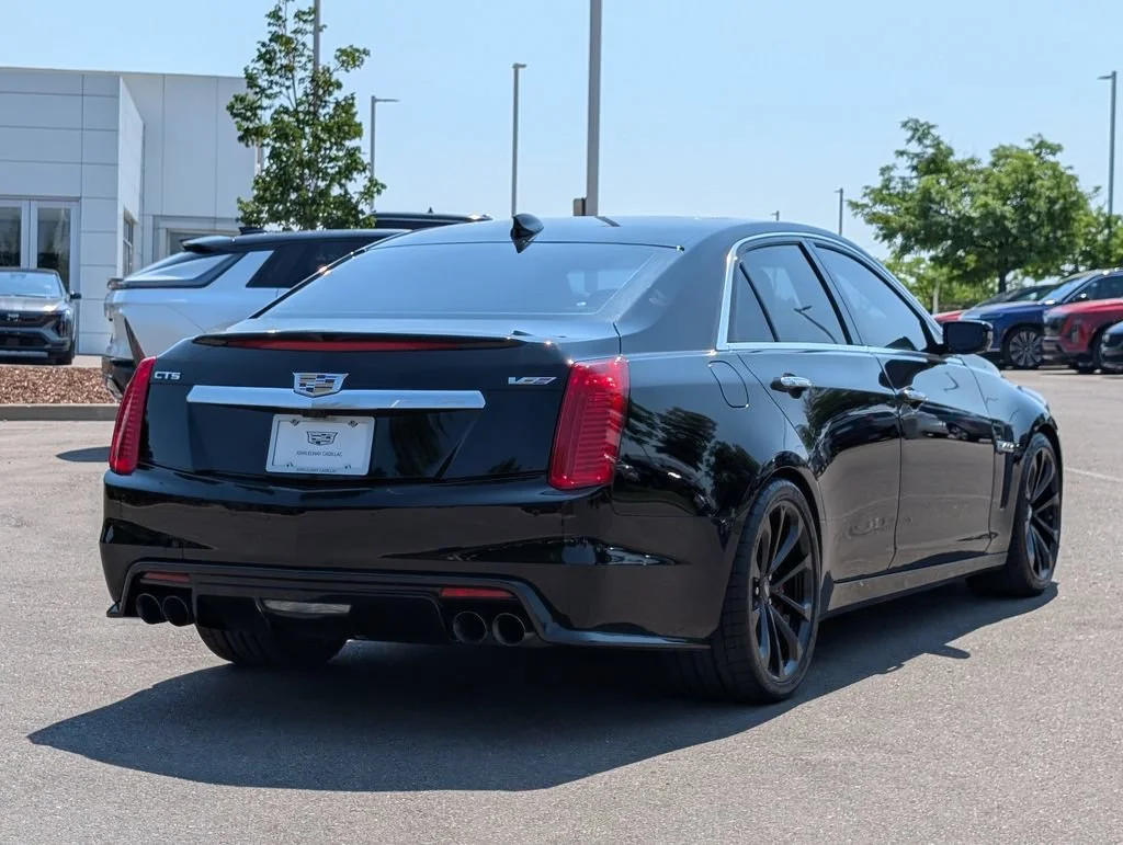 Used 2018 BLACK RAVEN Cadillac 4dr Sdn image 5