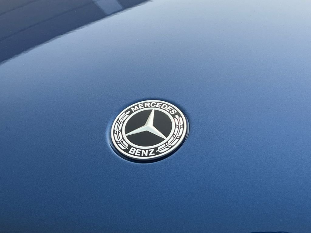 New 2026 Starling Blue Metallic Mercedes-Benz GLC 300 image 28