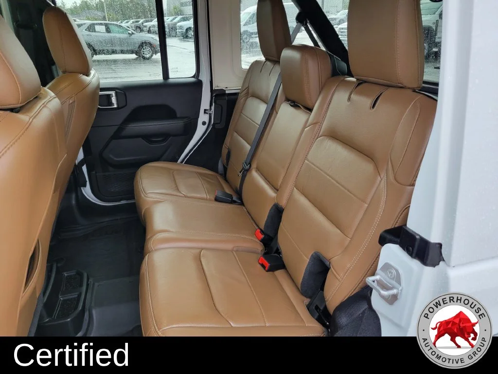 Used 2021 White Jeep Unlimited Sahara image 16