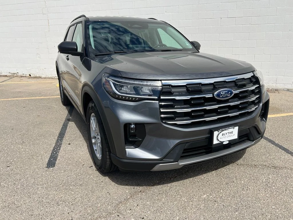 New 2026 Carbonized Gray Metallic Ford Active image 9