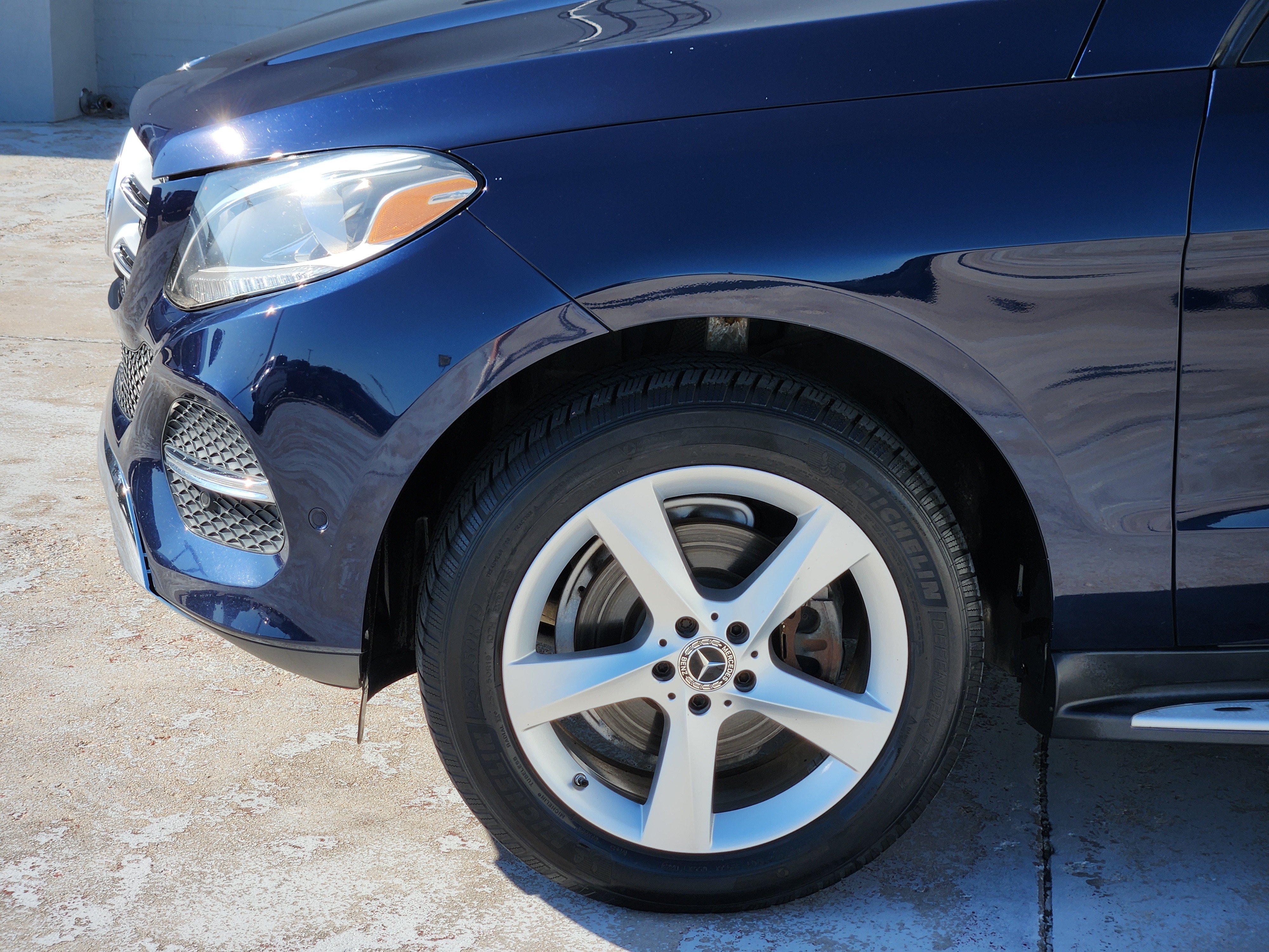 Used 2017 Lunar Blue Metallic Mercedes-Benz GLE 350 image 8