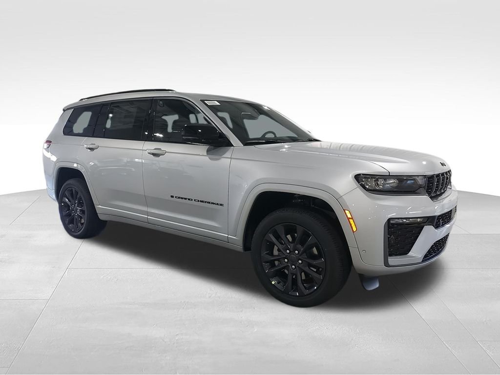 New 2026 Silver Jeep Limited Reserve image 2