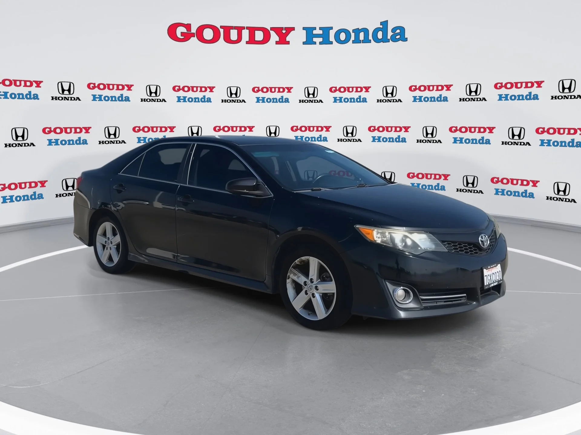 Used 2014 Toyota Camry SE with VIN 4T1BF1FK7EU428407 for sale in Alhambra, CA