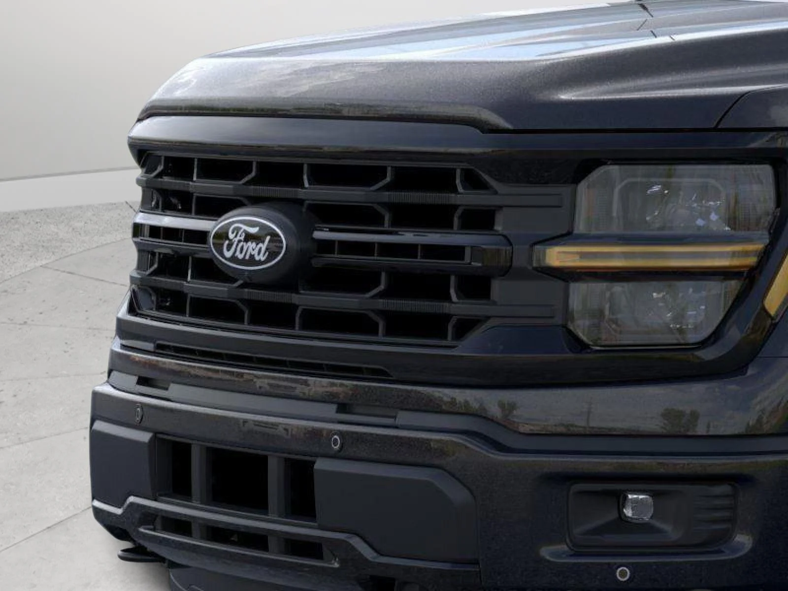 Used 2026 Agate Black Ford XLT image 17