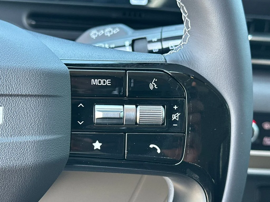 New 2027 White Kia EX image 26