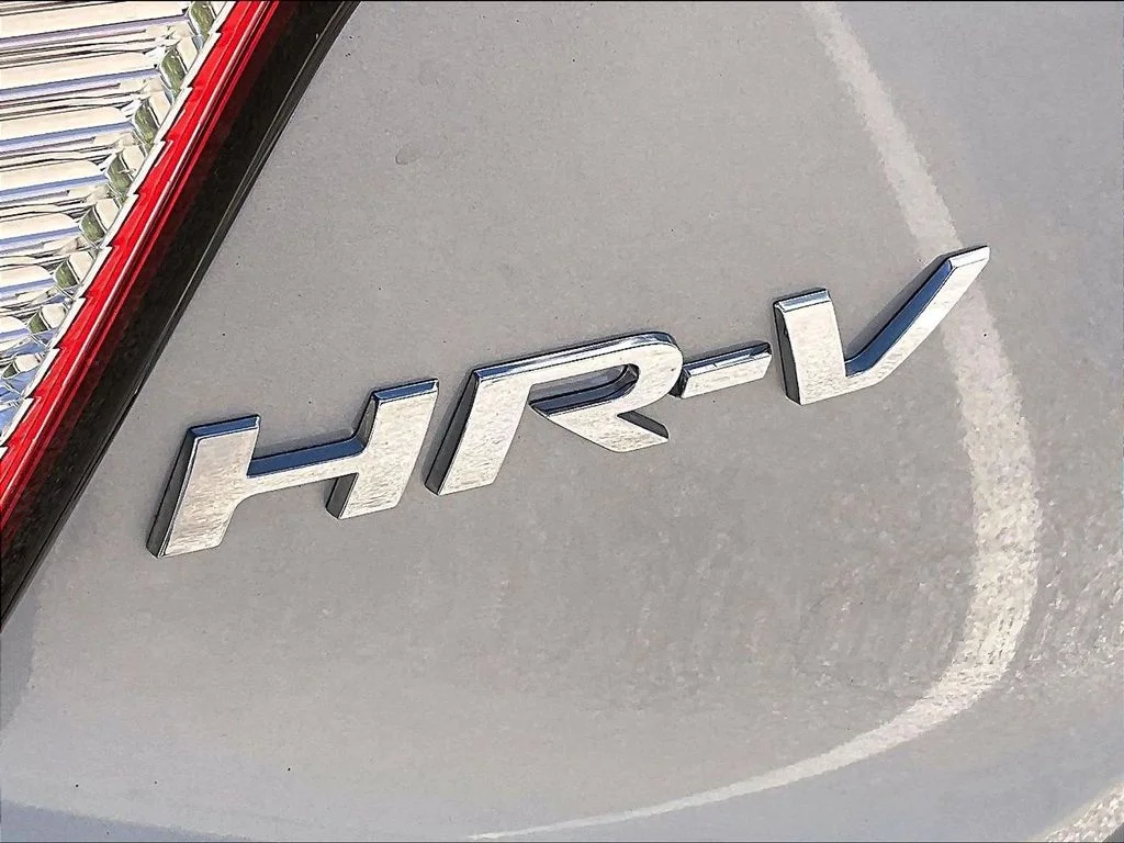 Certified Used 2019 Silver Honda LX image 28