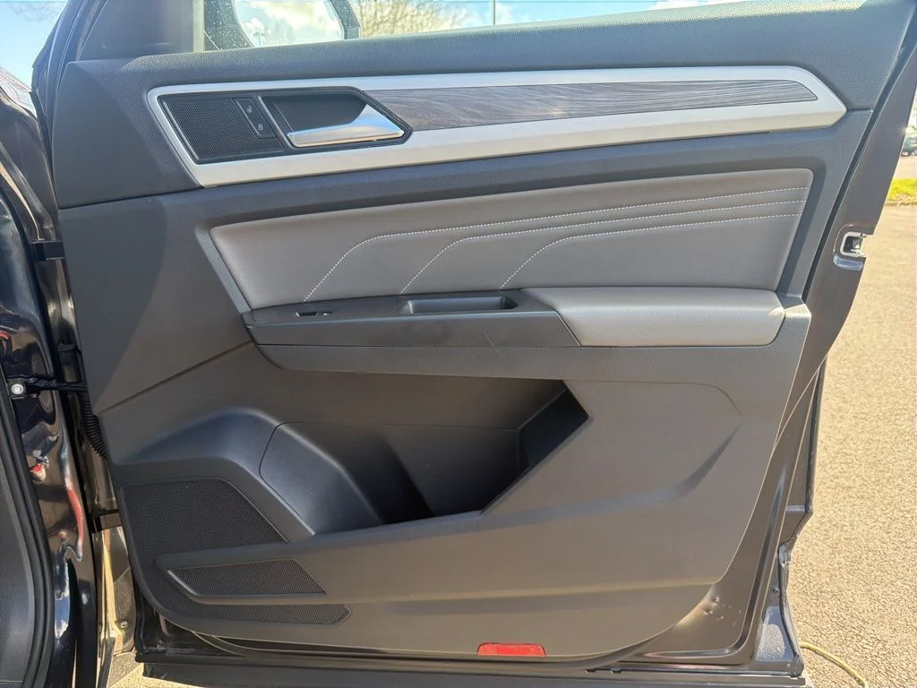 2022 Volkswagen Atlas Cross Sport SE w/Tech - Photo 26