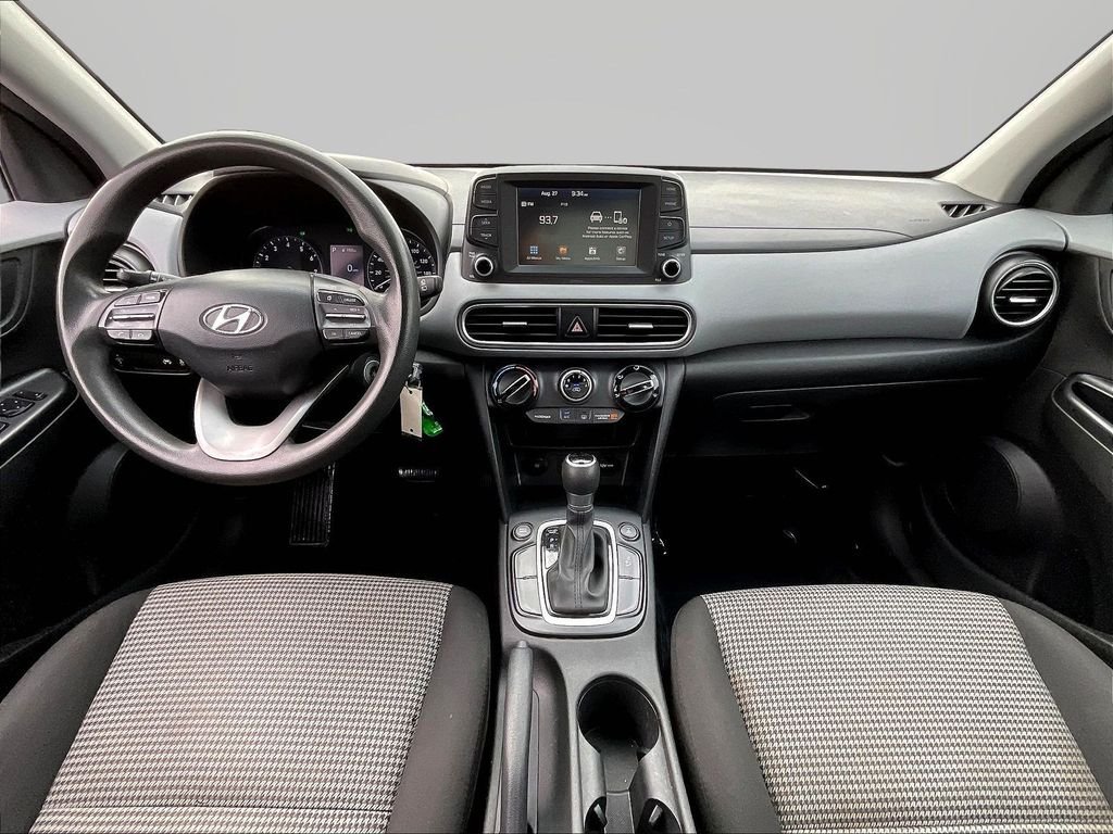 Used 2019 Gray Hyundai SE image 9