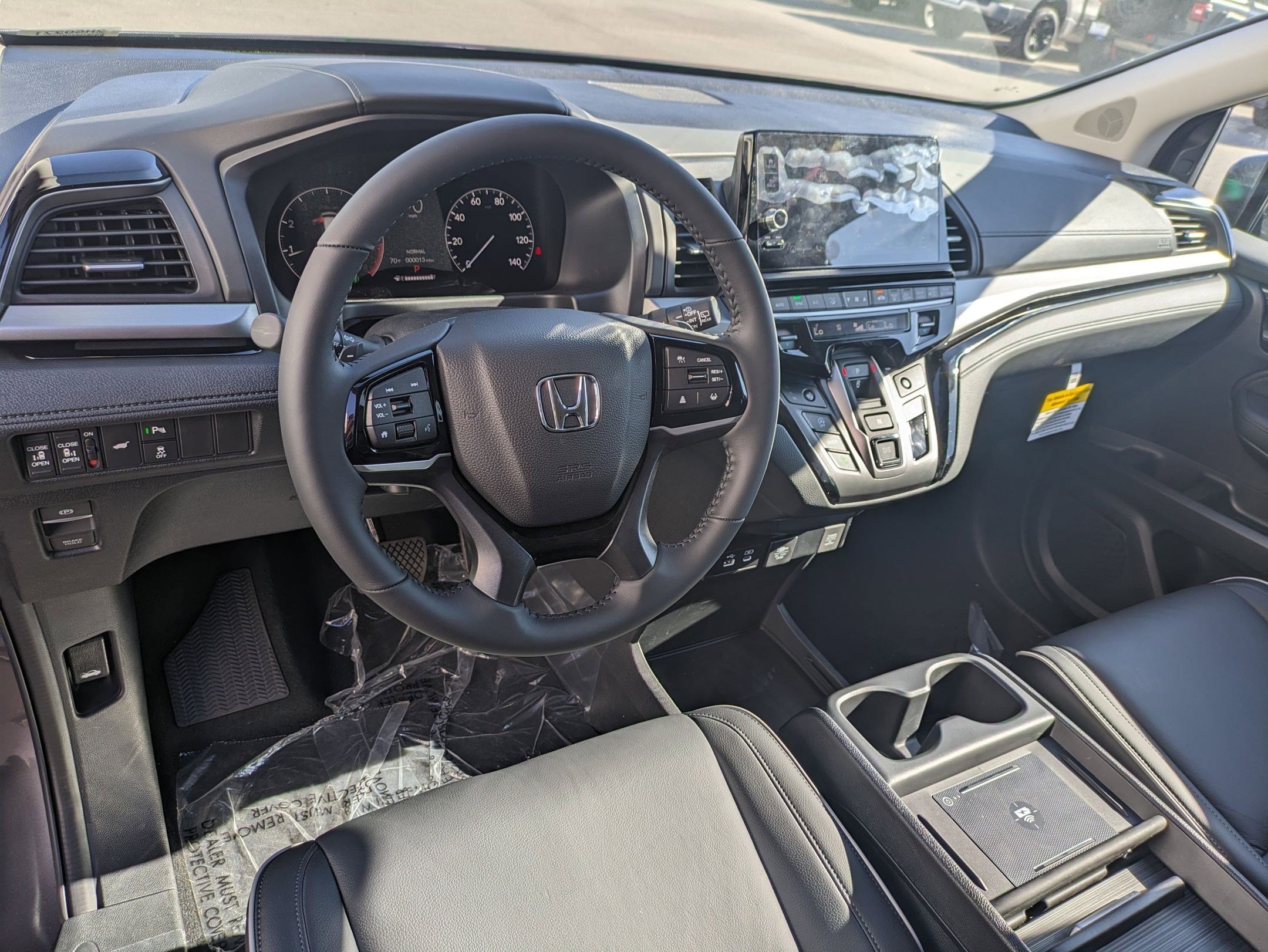 New 2027 Sonic Gray Pearl Honda Touring image 11