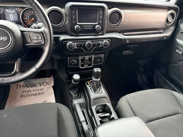 Used 2018 Black Clearcoat Jeep Sport S image 22