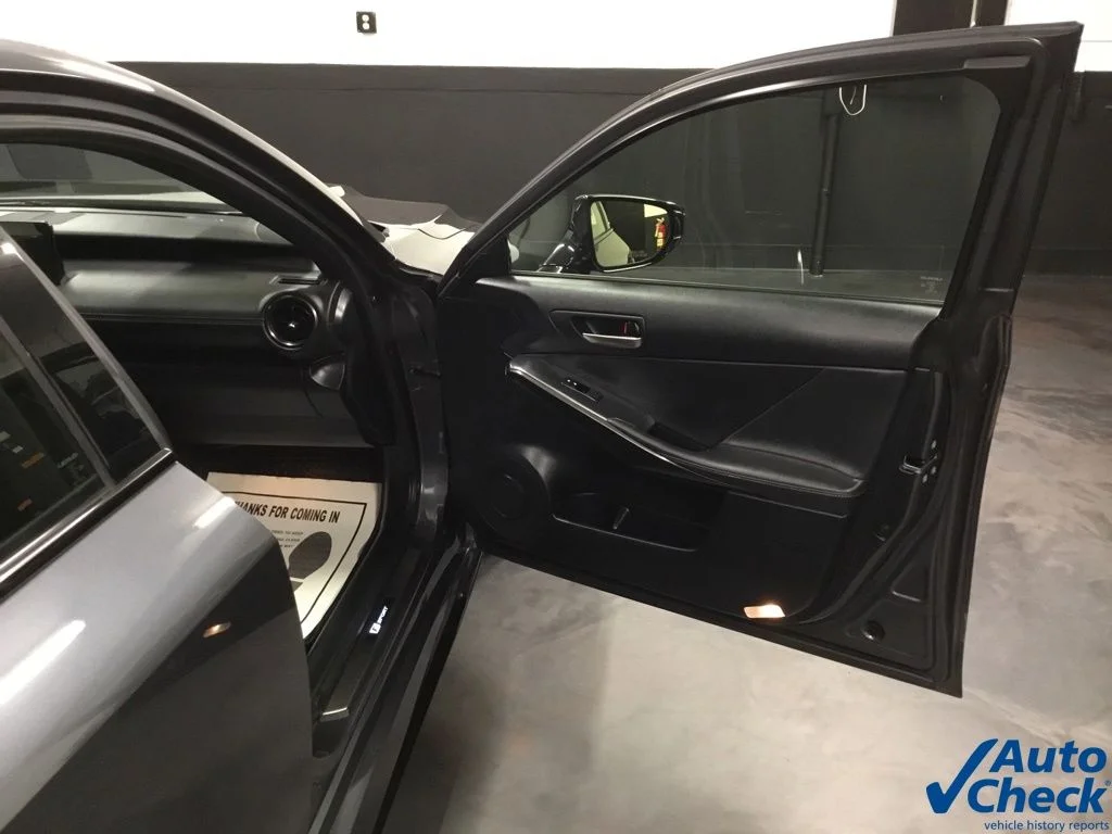 Used 2023 Gray Lexus 500 F SPORT Performance Premium image 38