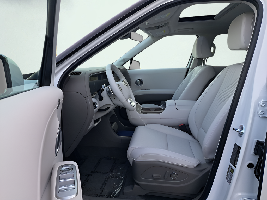 New 2026 White Hyundai SEL Premium image 10