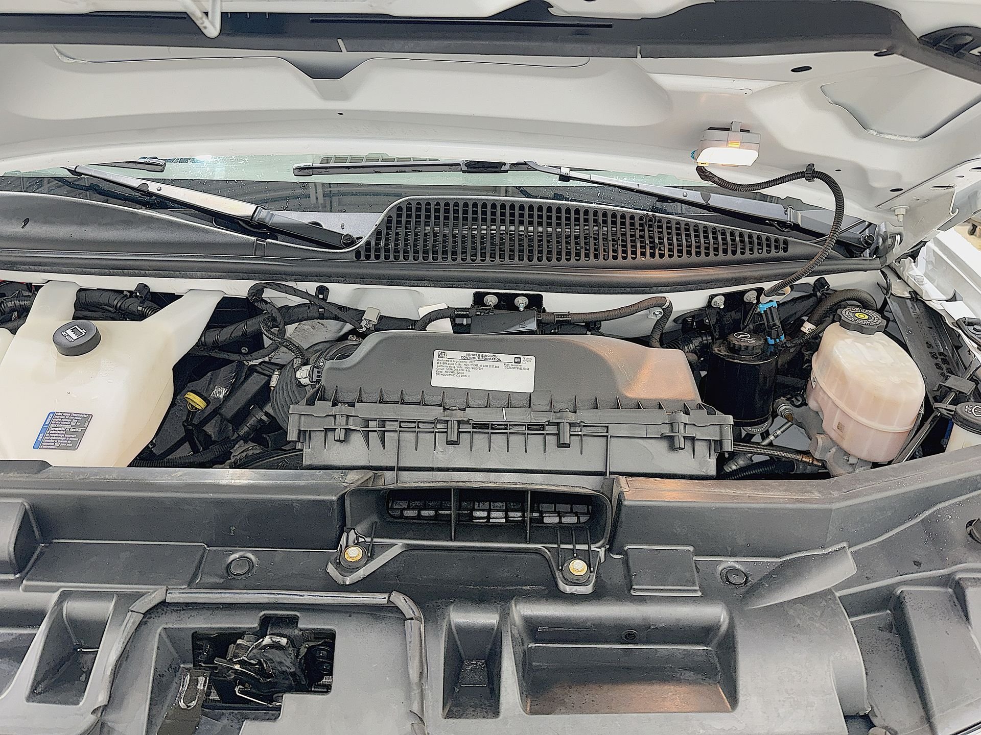 Used 2022 Summit White Chevrolet WT image 25