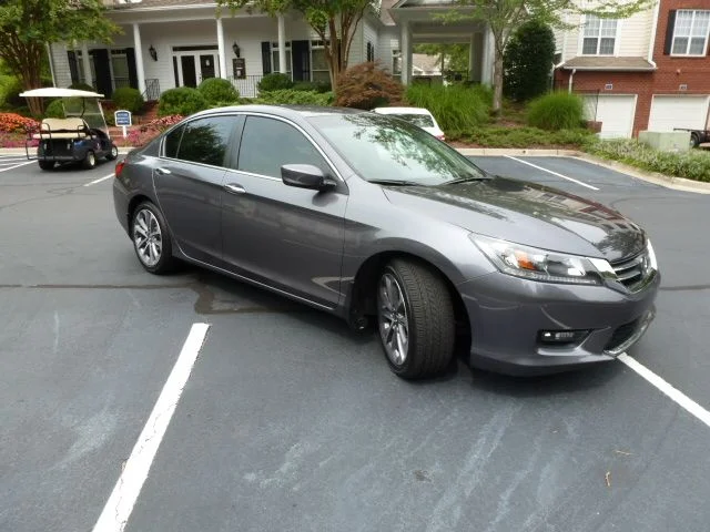 Used 2013 Gray Honda Sport image 8
