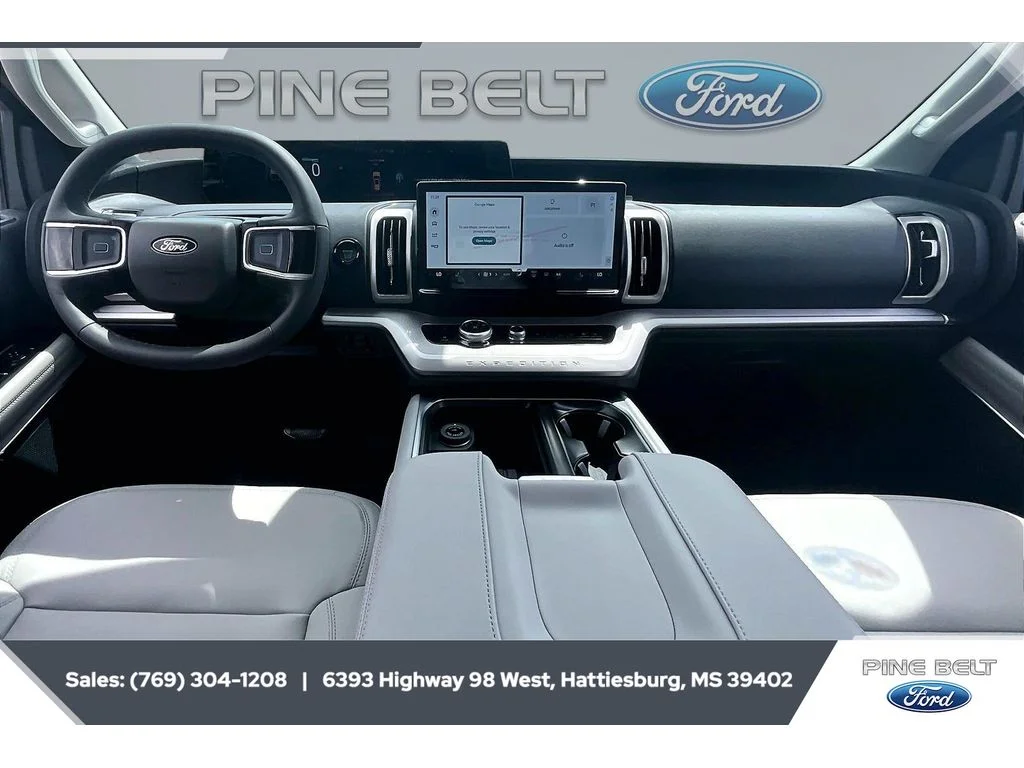 New 2026 Star White Metallic Tri-Coat Ford Active image 13