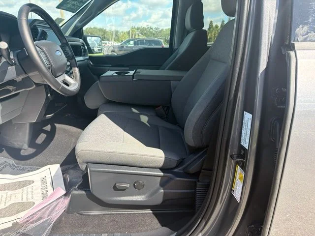 Used 2025 Gray Ford XLT image 13