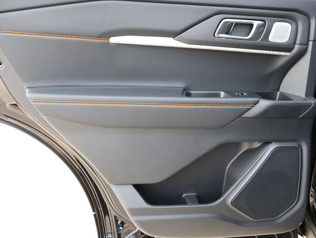New 2026 Agate Black Metallic Ford Tremor® image 18