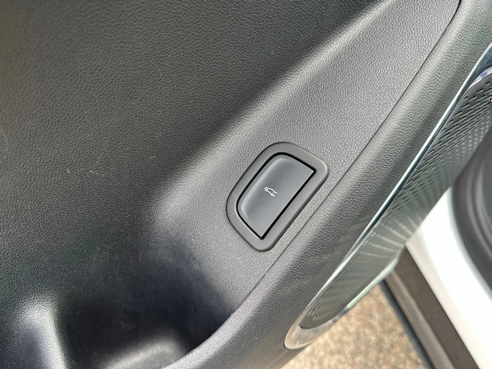 2025 GMC Acadia Elevation - Photo 20
