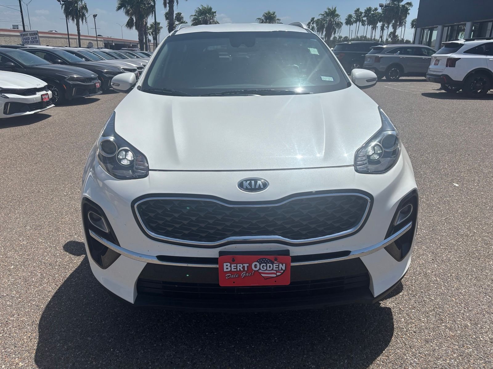 Used 2021 White Kia EX image 2