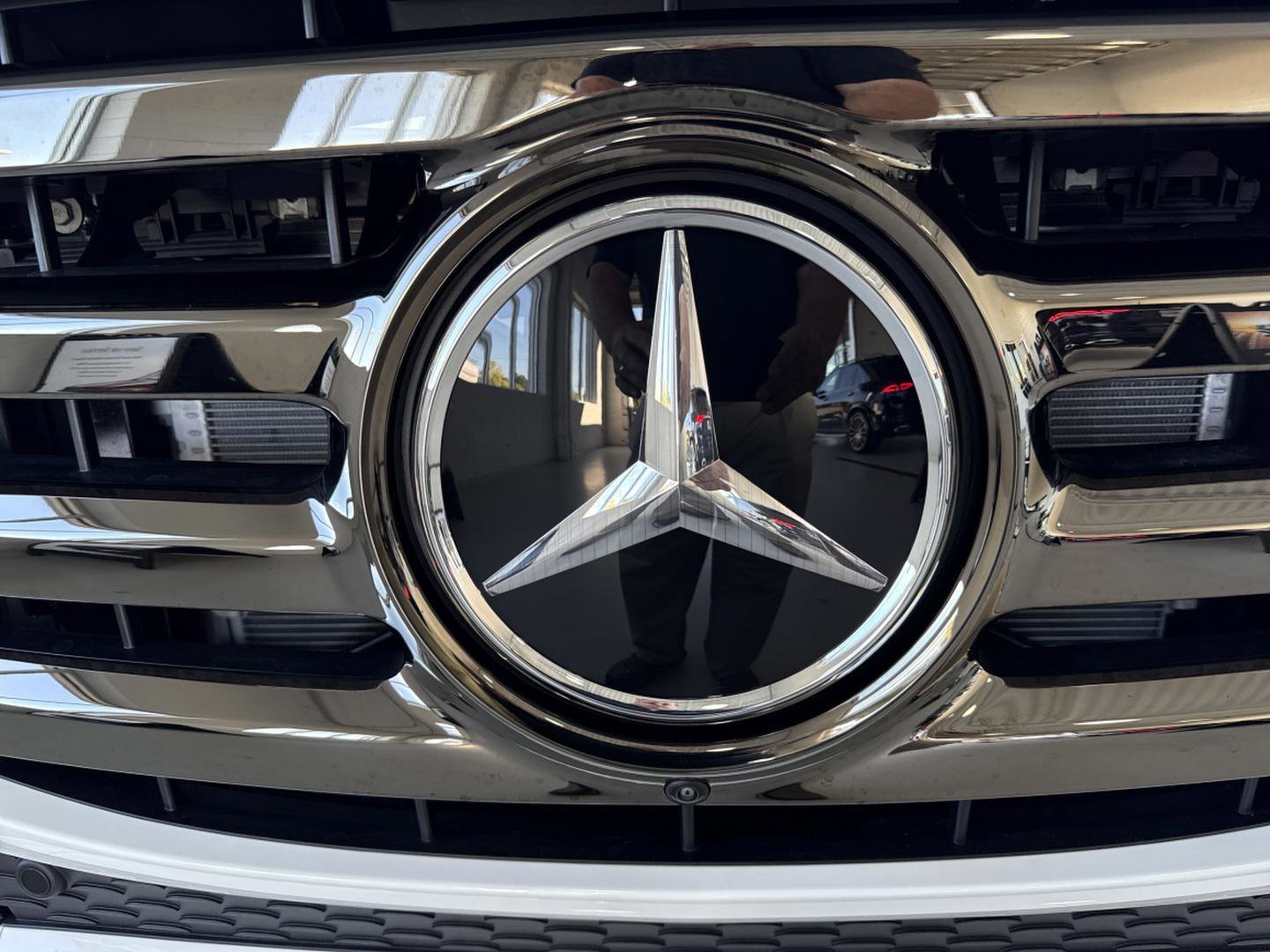 Certified Used 2026 Polar White Mercedes-Benz GLS 450 image 10