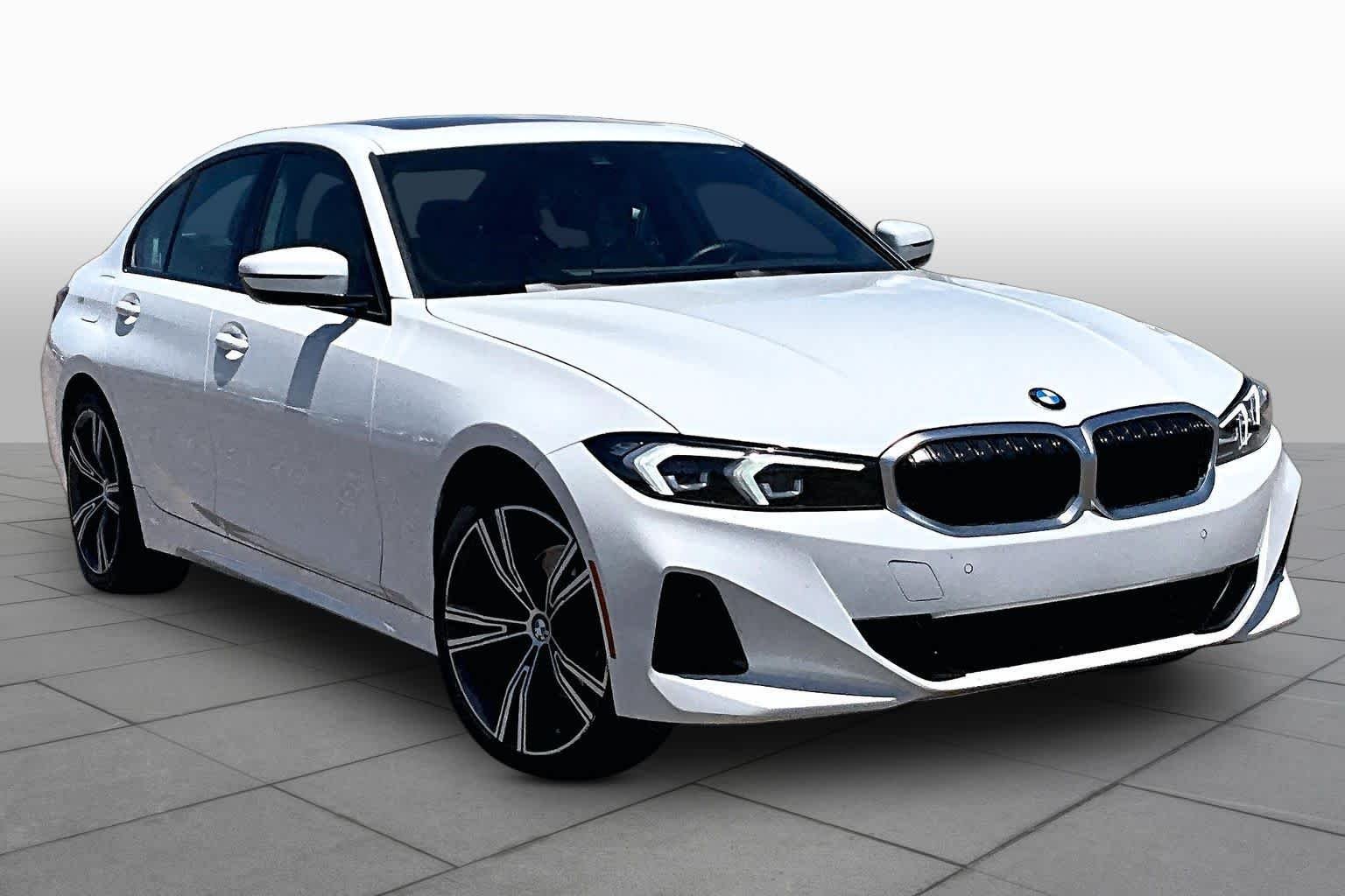 Used 2023 Alpine White BMW 330i xDrive image 2