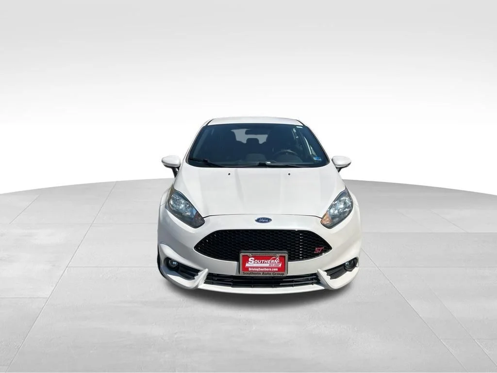 Used 2019 White Ford ST image 9