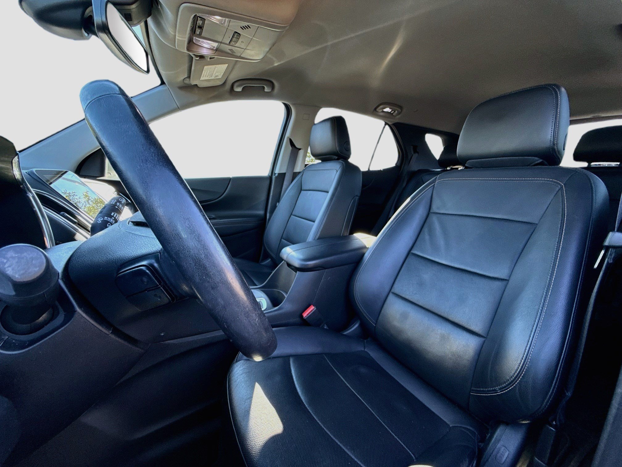 Used 2018 Silver Ice Metallic Chevrolet Premier image 12