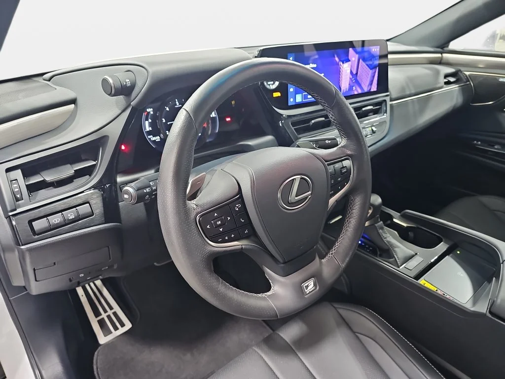 Used 2024 White Lexus 350 F Sport image 18