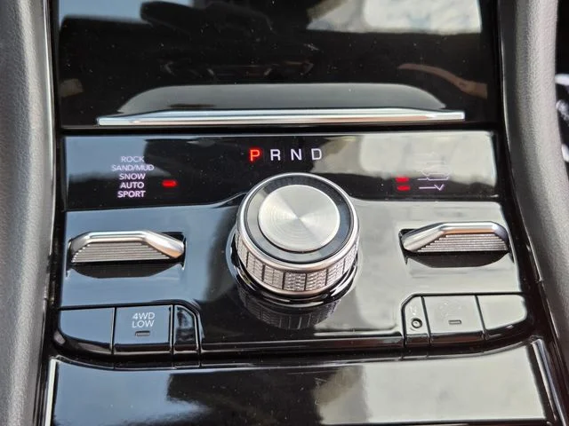 Used 2023 White Jeep Summit 4xe image 19