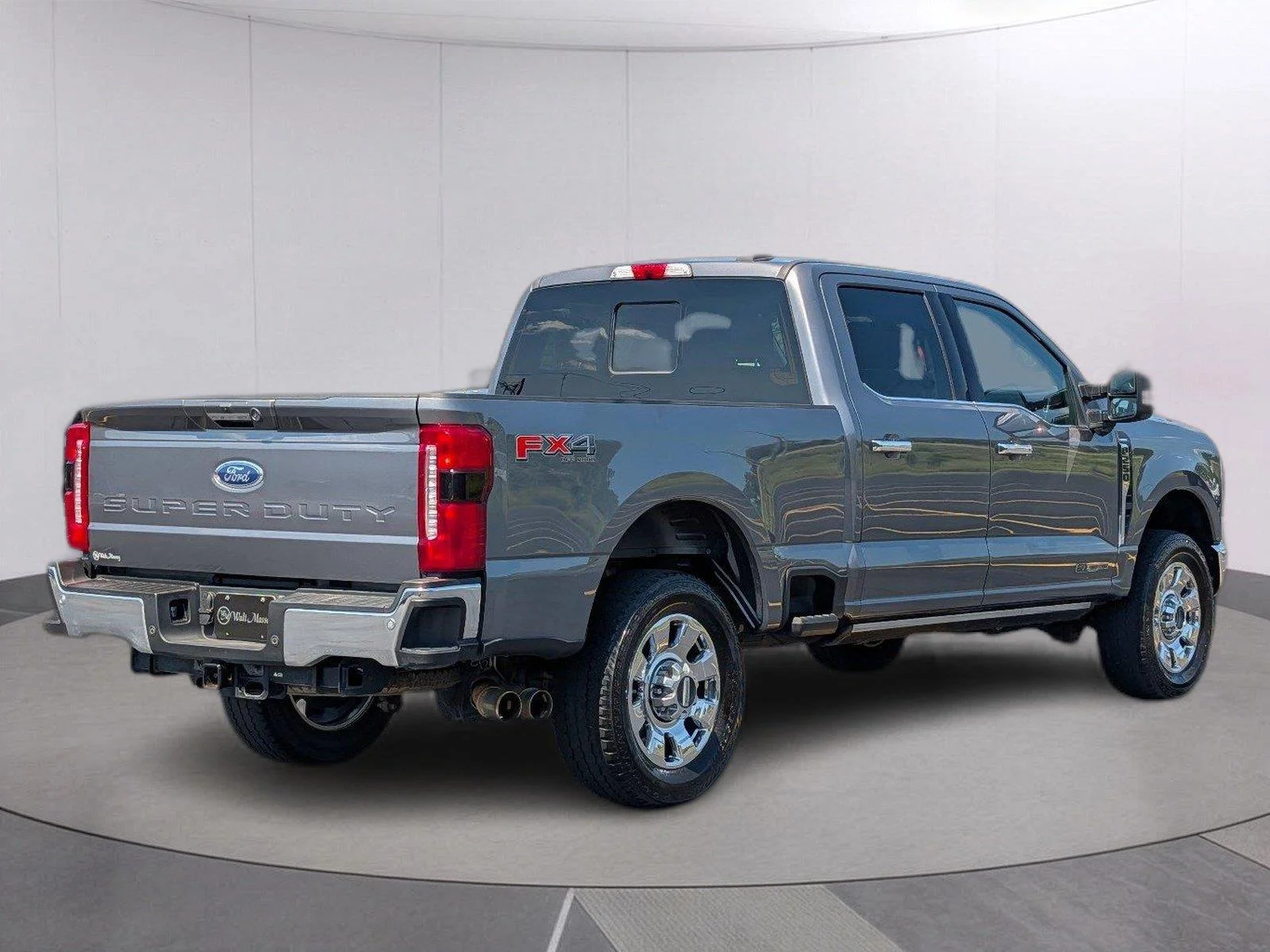 Used 2024 Carbonized Gray Ford Lariat image 6