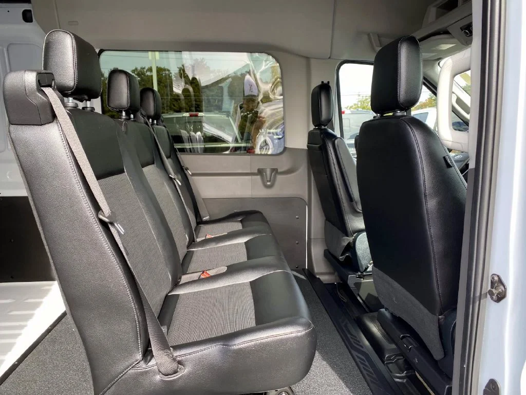 Used 2023 Oxford White Ford  image 21