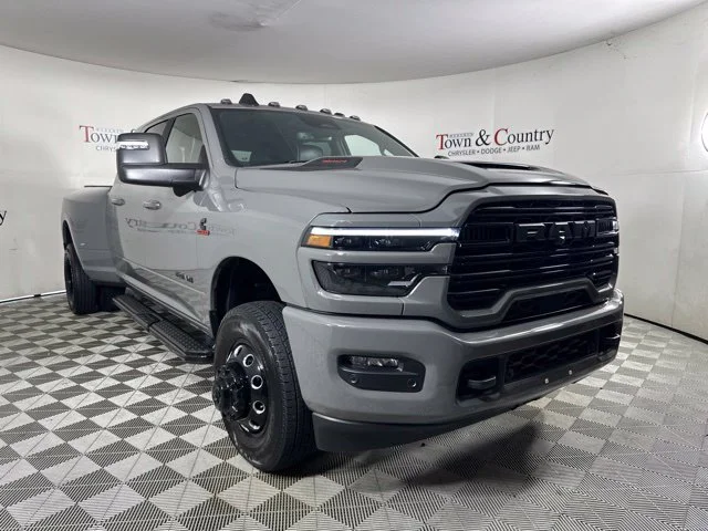 Used 2025 White Ram Laramie image 3
