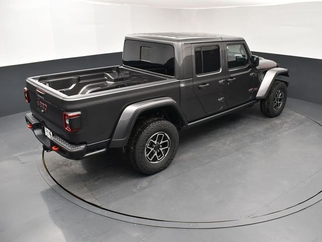 New 2026 Granite Crystal Metallic Clear-Coat Exterior Paint Jeep Rubicon X image 17