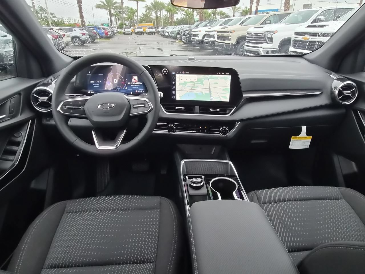 2027 Chevrolet Equinox LT - Photo 20