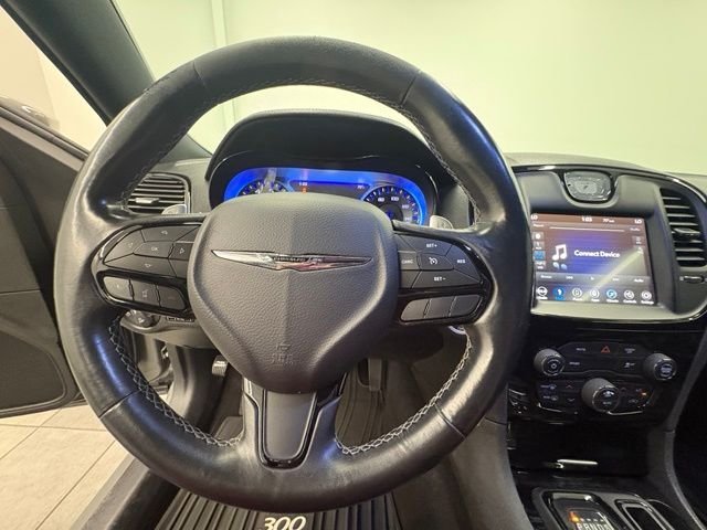 Used 2019 White Chrysler S image 18