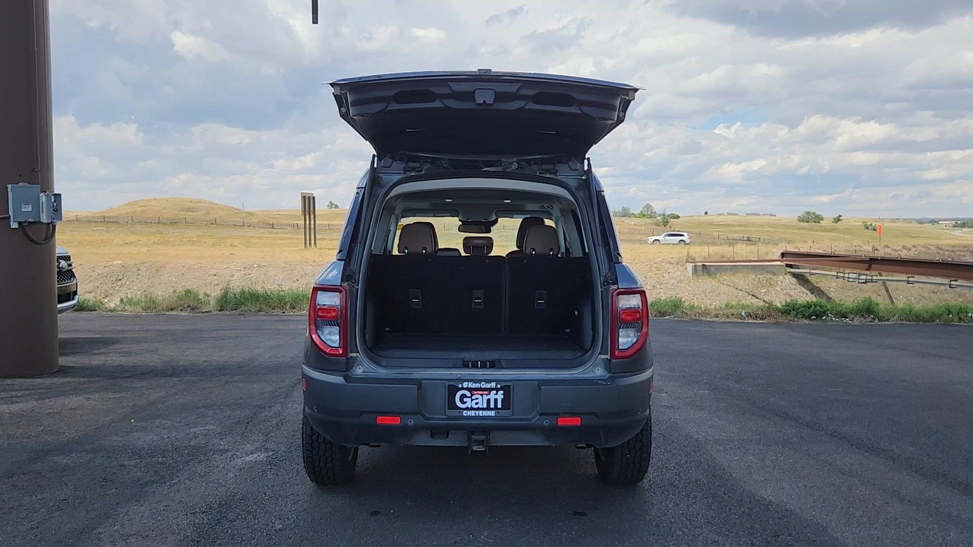 Used 2021 Gray Metallic Ford Badlands image 17