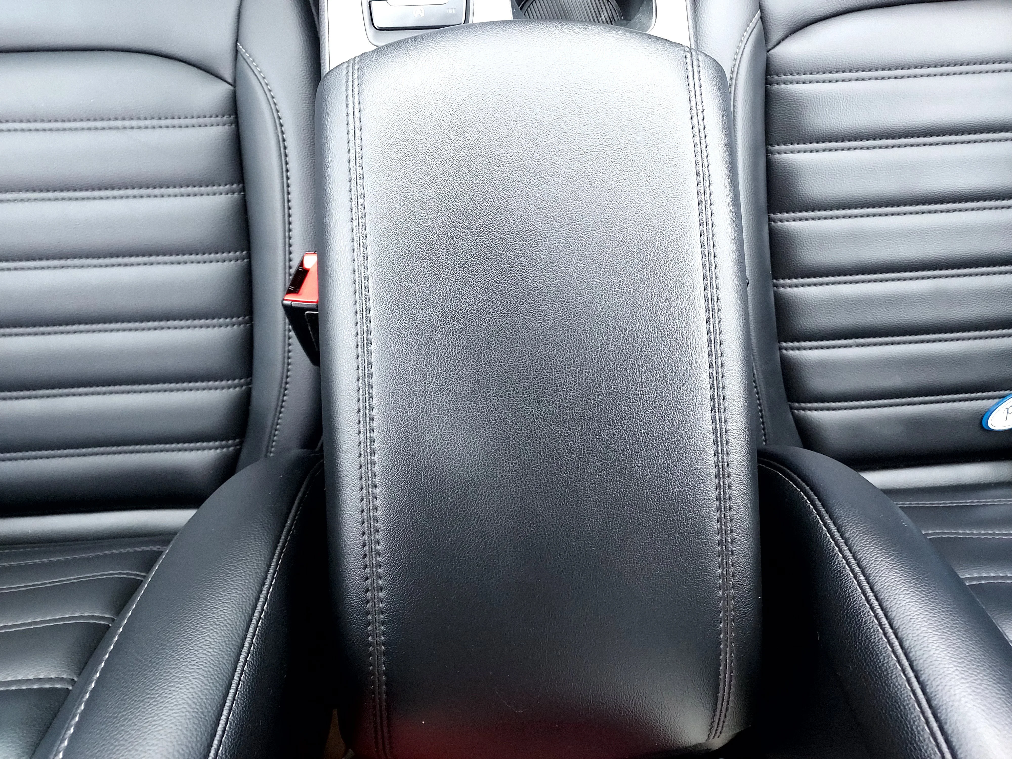 Used 2024 Blue Ford SEL image 19
