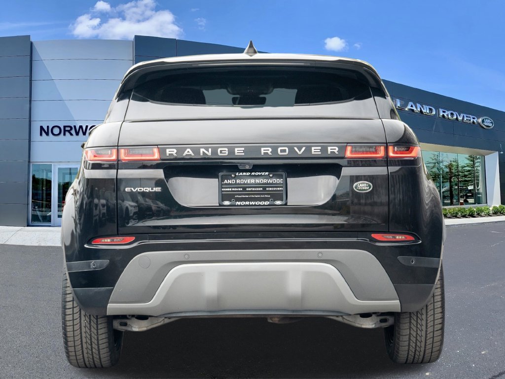 Used 2022 Black Land Rover S image 6