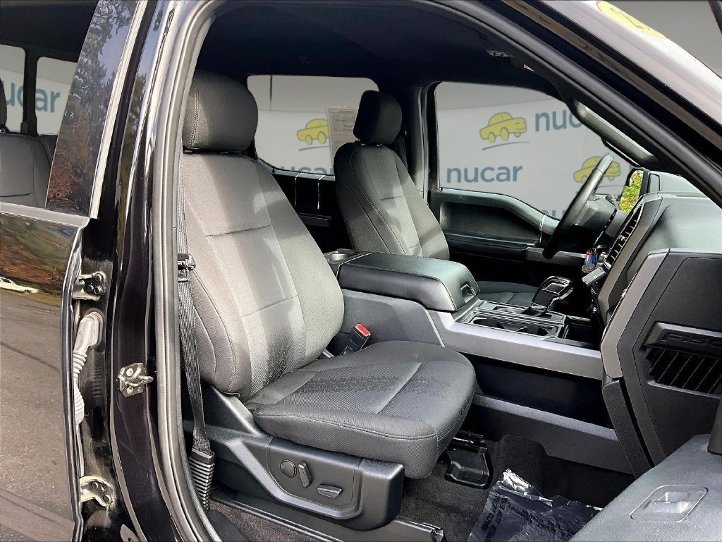 Used 2020 Black Ford XLT image 11