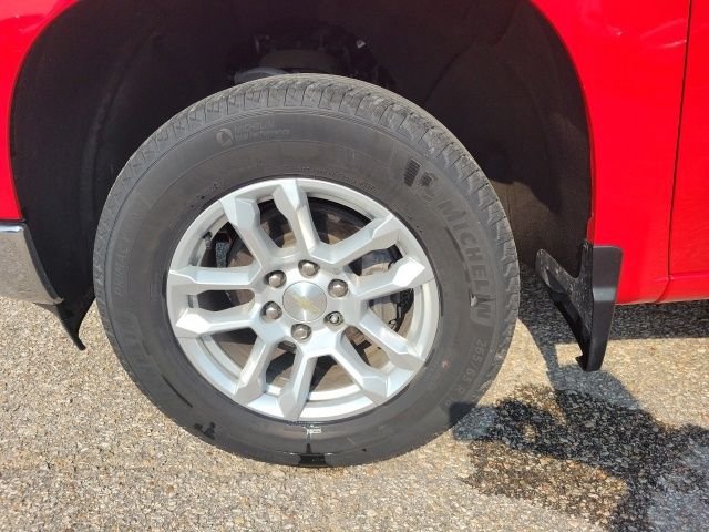 Used 2023 Red Chevrolet LT image 26
