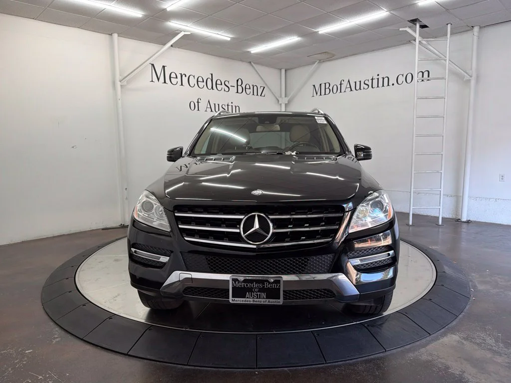 Used 2013 Black Mercedes-Benz ML 350 image 2