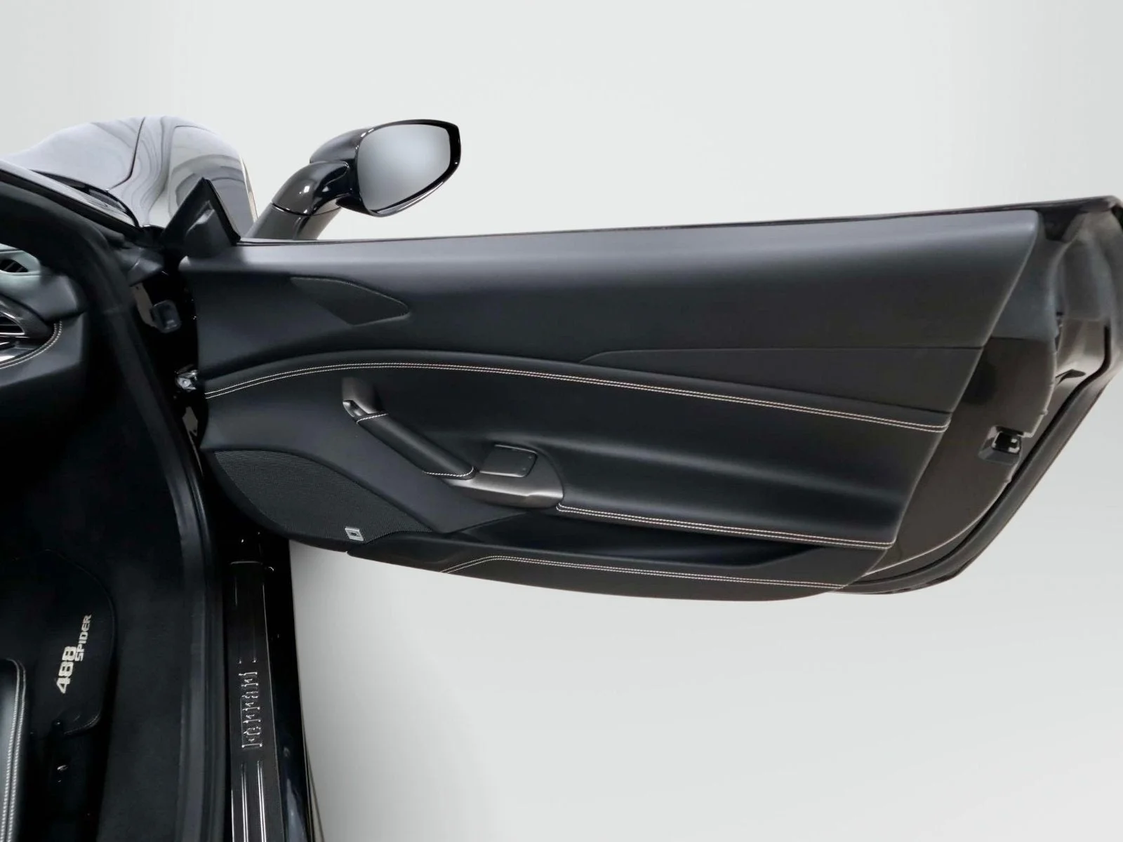 Certified Used 2018 Nero Ferrari  image 15