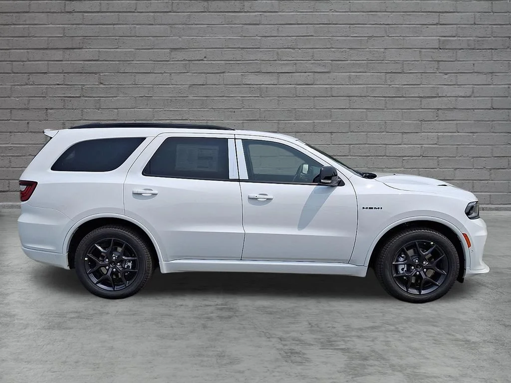New 2026 White Knuckle Clearcoat Dodge GT Plus HEMI V8 image 9