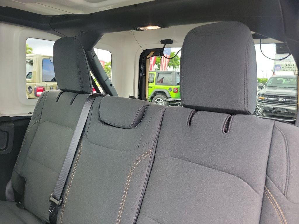 2025 Jeep Wrangler 4-Door Sport S - Photo 18