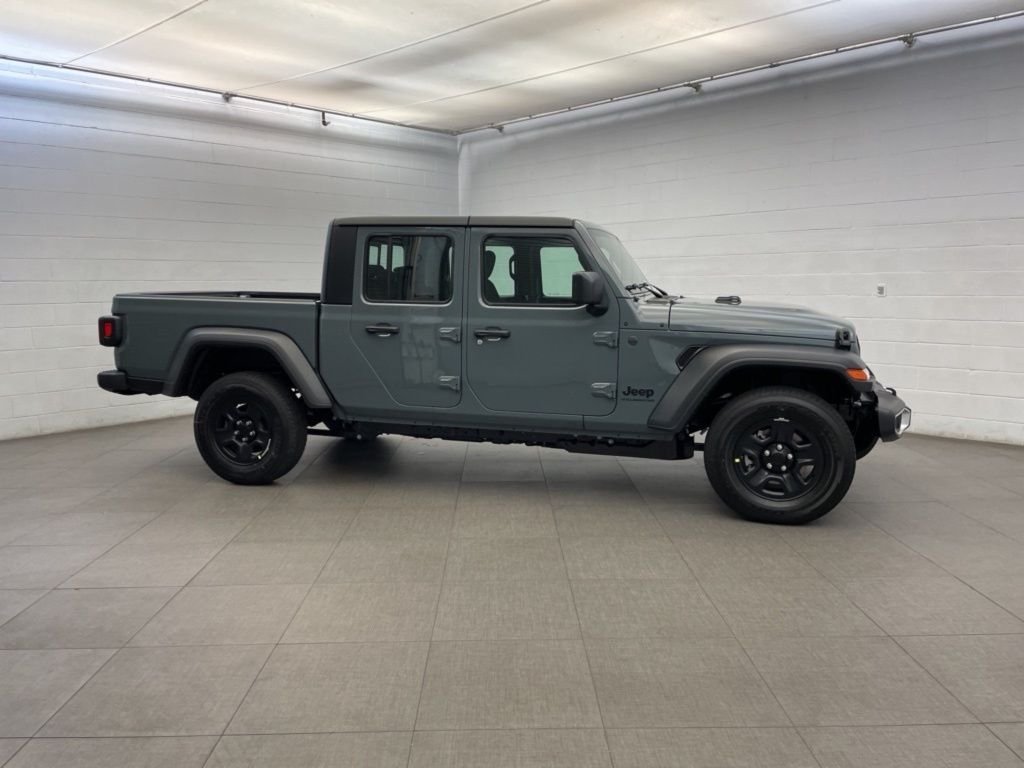 New 2026 Anvil Clear-Coat Exterior Paint Jeep Sport image 2