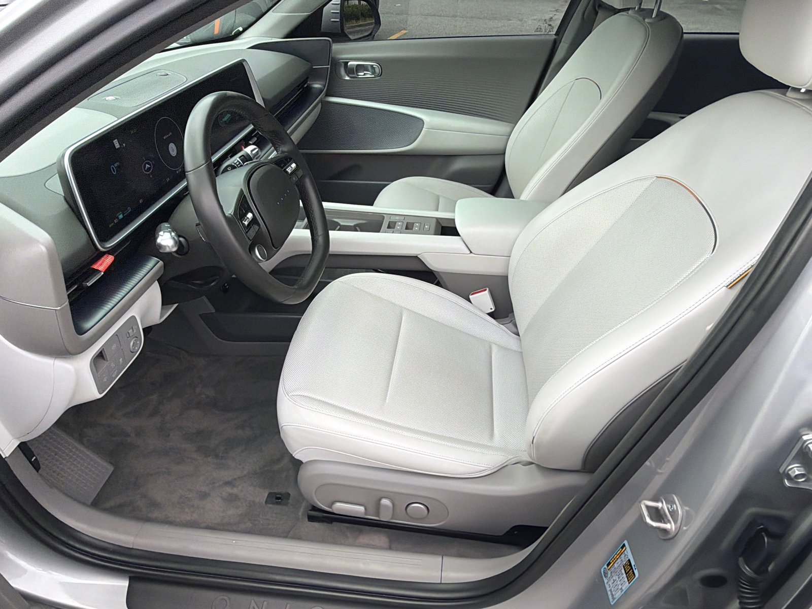 Certified Used 2024 Curated Silver Hyundai SEL image 9