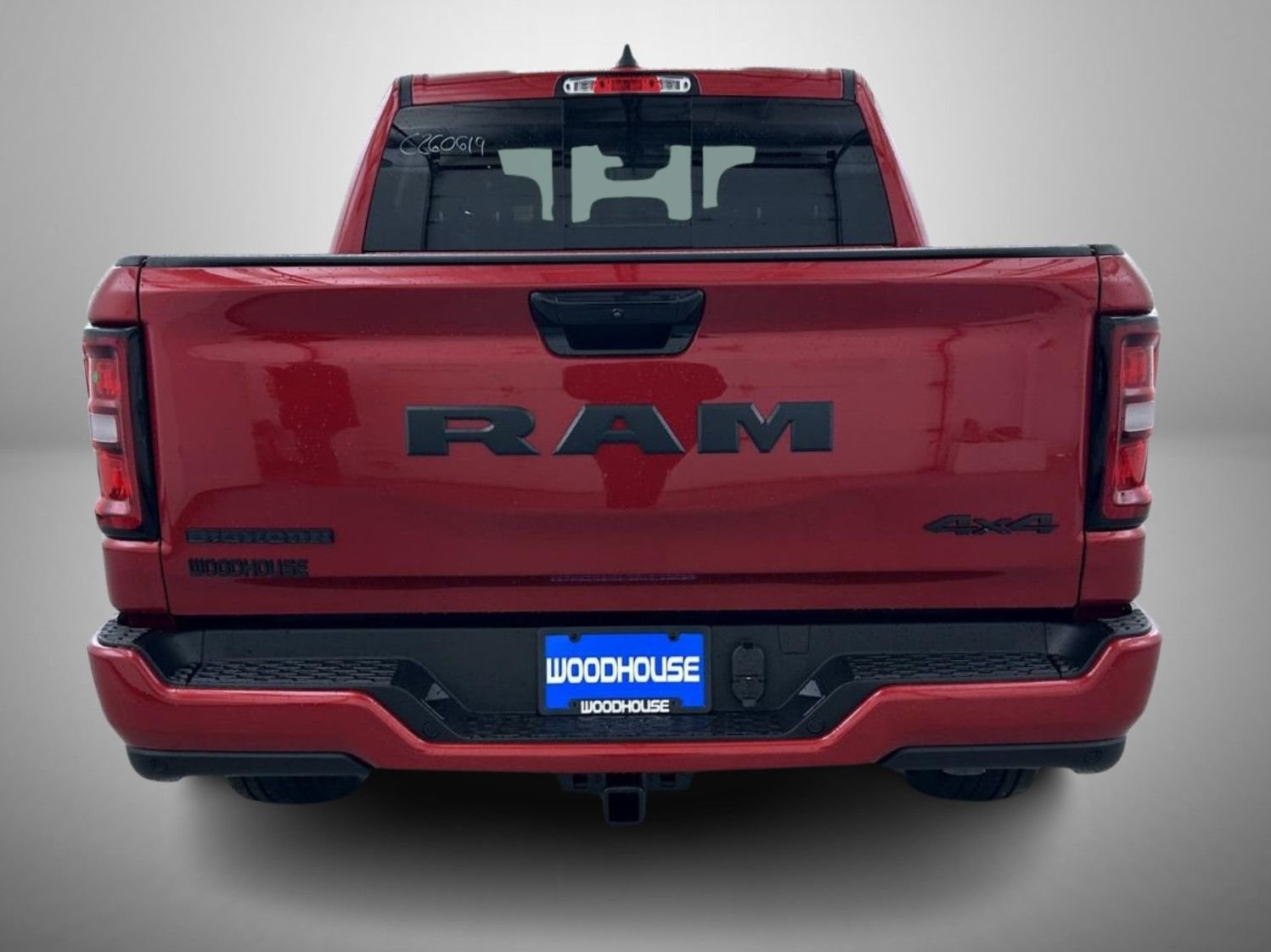 New 2026 Molten Red Pearl-Coat Exterior Paint RAM Big Horn/Lone Star image 6