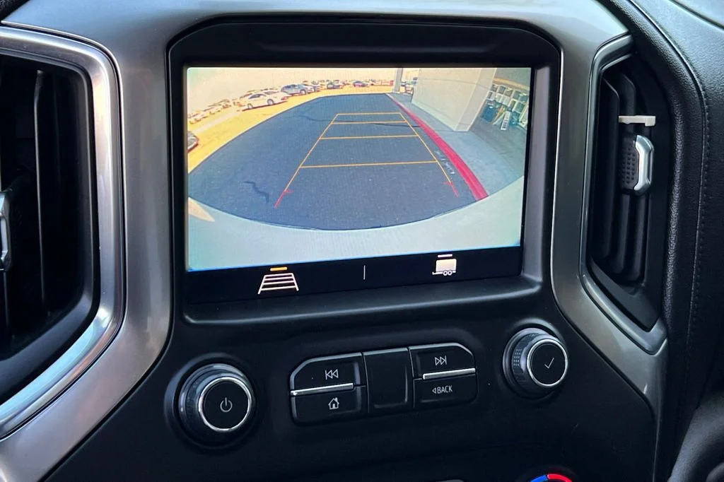 Used 2019 White Chevrolet RST image 22